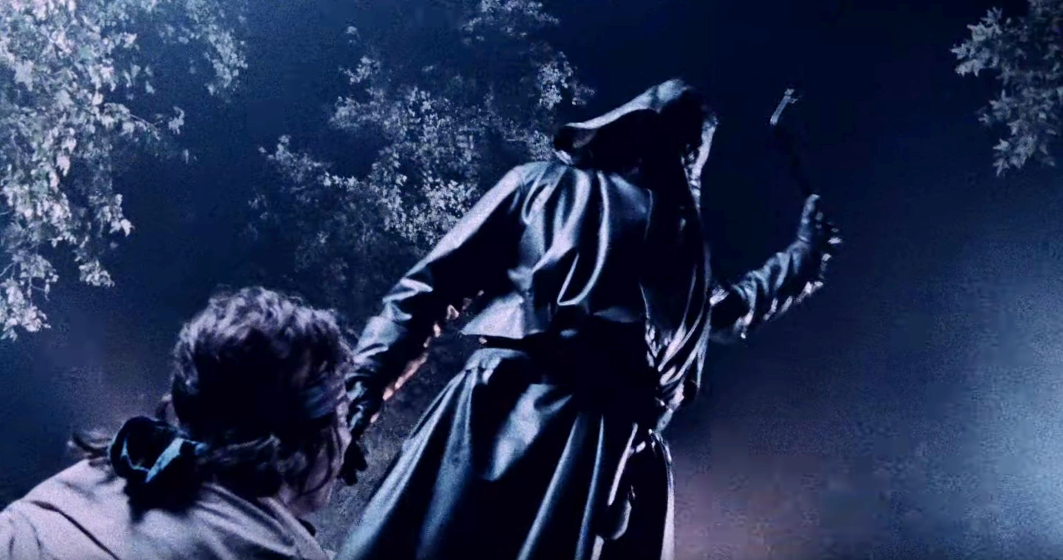 Tueur au camp d’été dans la bande-annonce complète de «American Horror Story: 1984»