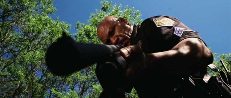 Top 10 des remakes d’horreur qui font (presque) oublier l’original 2 Dawn of the Dead 2004 014