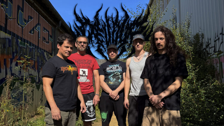« Devour lance Ravenous » : le brutal death se décline en récit d'horreur interactif 1 2026 band devour 169 logo